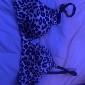 Leopard bra